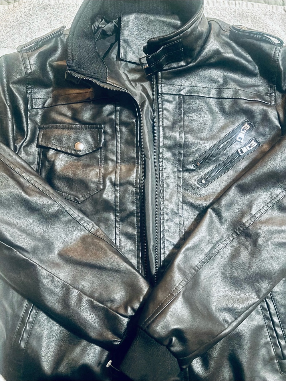 Classic Black Faux Leather Jacket (Unisex)